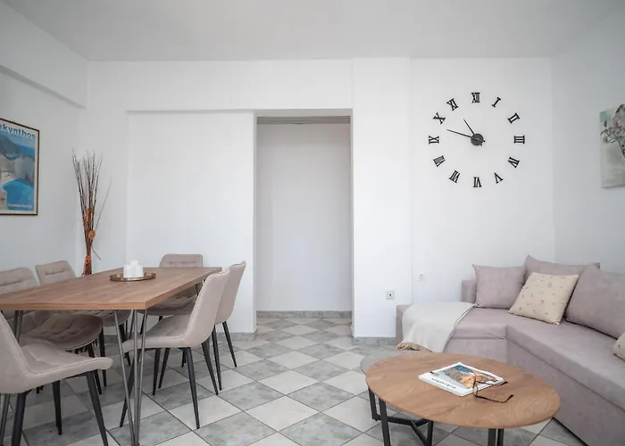 Appartement Spiros Ii & 50m From Center 300m From Ideal For Families And Groups Laganas
