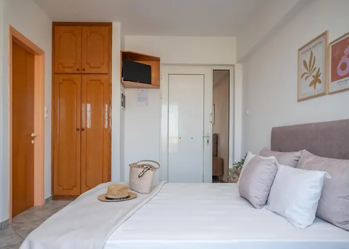 Appartement Spiros Ii & 50m From Center 300m From Ideal For Families And Groups