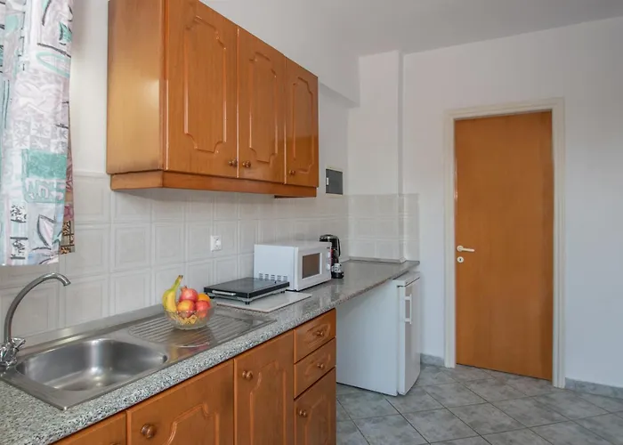 Spiros Ii & 50m From Center 300m From Ideal For Families And Groups Appartement Laganas