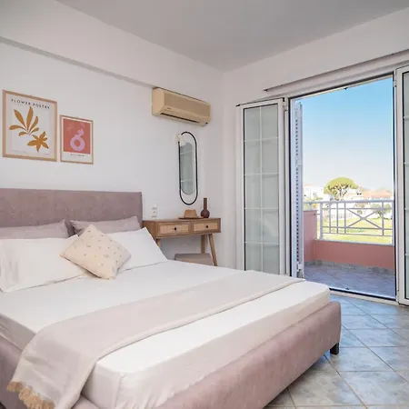 Spiros Ii & 50m From Center 300m From Ideal For Families And Groups לגאנאס