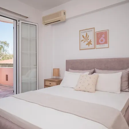 דירה Spiros Ii & 50m From Center 300m From Ideal For Families And Groups