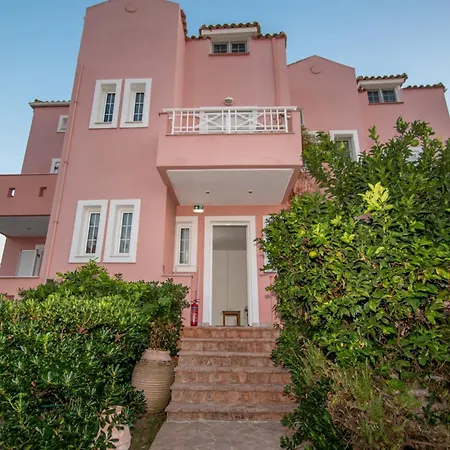 Apartment Spiros Ii & 50m From Center 300m From Ideal For Families And Groups