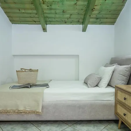 Apartment Spiros Ii & 50m From Center 300m From Ideal For Families And Groups *