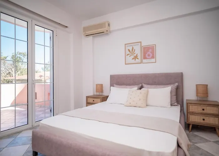Spiros Ii & 50m From Center 300m From Ideal For Families And Groups *