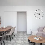 Apartman Spiros Ii & 50m From Center 300m From Ideal For Families And Groups Laganász