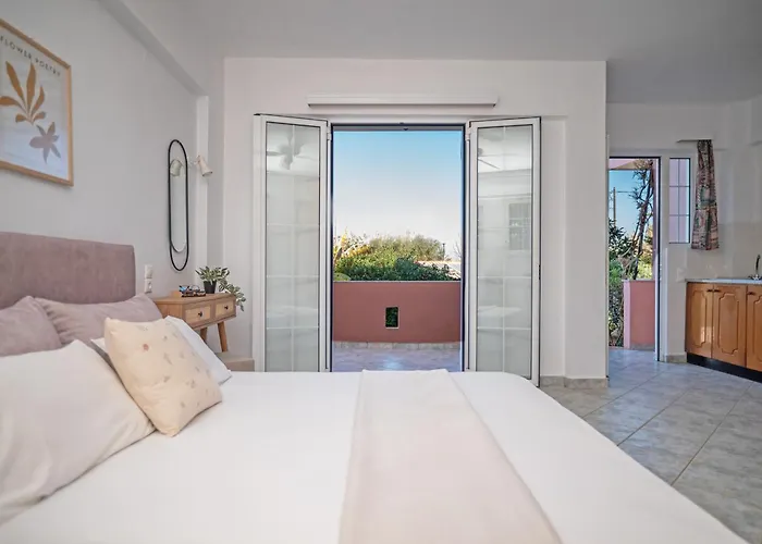 Spiros Ii & 50m From Center 300m From Ideal For Families And Groups Appartamento Laganas